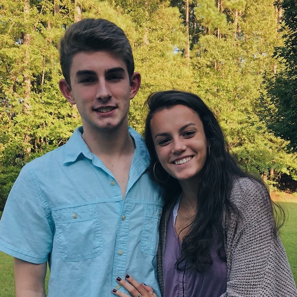 Meet your Posher, Mackenzie - Picture 1 of 1